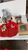 Christmas items - Snowman, place mats, figurines