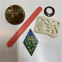 Assorted Accessories & Pin