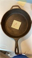 10" cast iron skillet by the Lodge