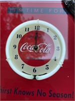 Coca Cola Clock - Lights up (Ac and Battery)
