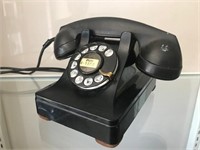 Old Northern Electric Rotary Telephone