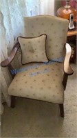 ARM CHAIR WITH MATCHING PILLOW