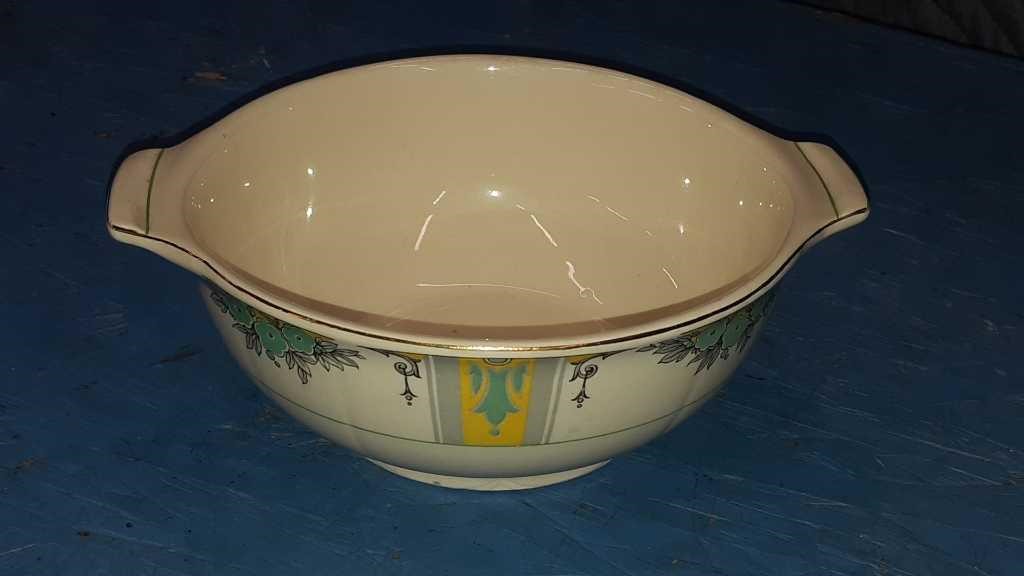 DÉCOR CHINA COLLECTIBLE AUCTION THURS AUGUST 5th at 7:00 PM