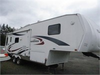 2007 HEARTLAND SUNDANCE 2800RLS FIFTH WHEEL TRAILR