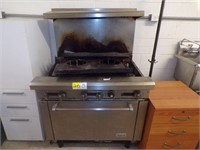 Royal Six Burner gas Grill  Oven