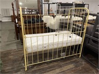 VINTAGE CRIB  GREAT COLOR AND METAL CART