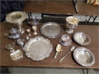 GREAT LOT OF SILVER PLATE WALLACE AND TOWLE