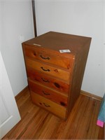 Solid Wood Child's Chest of Drawers 5 Drawer