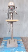 ROCKWELL DELTA DRILL PRESS ON STAND....