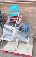 PALLET OF MISC CHAIRS