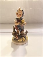 Rare MI Hummel GOBEL #199 W Germany Figurine