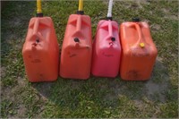 4 Jerry cans