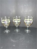 3 STEMMED GLASSES