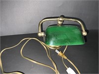 METAL AND EMERALD COLORED STUDENT  LAMP