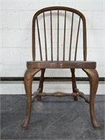 WOODEN ROUND BACK CHAIR