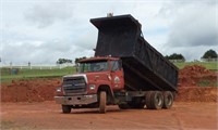 1990 Ford L8000