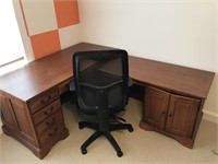 L Shaped Computer Desk & Chair