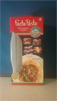 Rachael Ray fasta pasta microwave pasta cooker