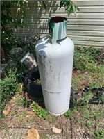 100lb PROPANE TANK MAKECA SMOKER?