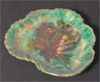 Majolica Etruscan Begonia Leaf Dish