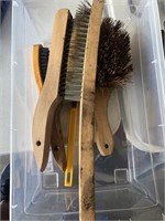 Lot of wire brushes