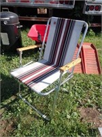 Metal Frame Zippe Folding Lawn Chair