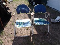 (2) Vintage  Metal Folding Lawn Chairs
