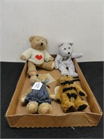 assorted small stuffed bears