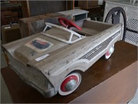 Country Squire pedal car