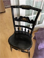Antique Hitchcock style plank bottom chair