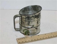 Vintage Baby Sifter