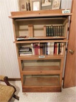Antique oak 4 shelf barrister / lawyer bookcase,