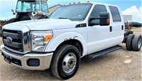 *2016 Ford F350 4 door Dually Cab & Chassis