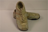 Pair of Diesel Size 9 Shoes