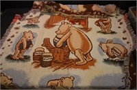 Winnie the Pooh - Classic Pooh Blanket