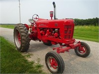 Restored Farmall 400 Diesel Tractor