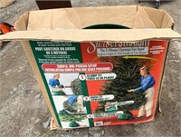 CHRISTMAS TREE STAND IN BOX