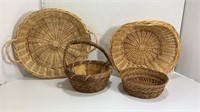 4 Wicker Baskets Lot Tan/brown