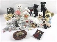 Collection de statuettes de chat en porcelaine