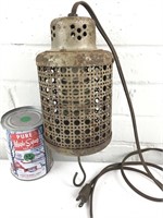 Lampe à suspension d'ambiance en métal vintage