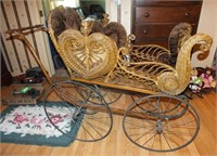 LLOYD FLANDERS/HEYWOOD ANTIQUE WICKER BABY PRAM