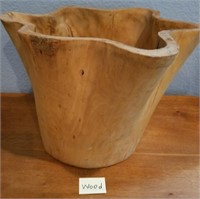 819 - BEAUTIFUL CARVED WOOD BOWL 12X16"