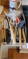 Box kitchen utensils