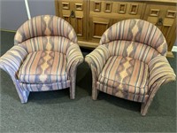 Pair modern chairs