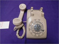 TAN COLORED WESTERN ELECTRIC PHONE