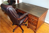 Kneehole Desk w/ Leather Office Chair