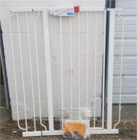 Regalo Easy Step Safety Gate