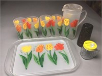 Floral serving set