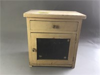 Small vintage Cabinet