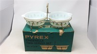 Pyrex Cinderella twin server set with box 1964